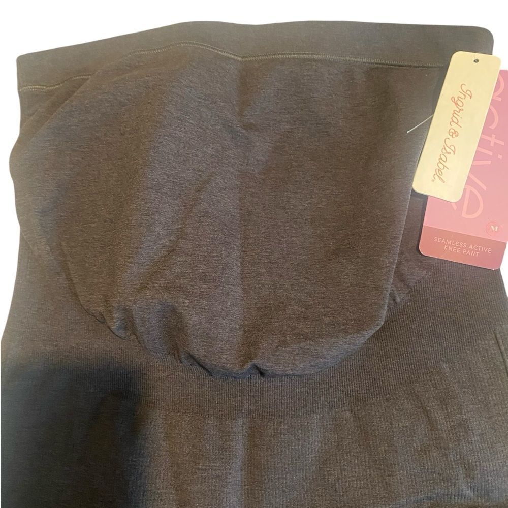 Women’s maternity pants | Ingrid & Isabel seamless active knee pants grey NWT M. - Picture 4 of 8